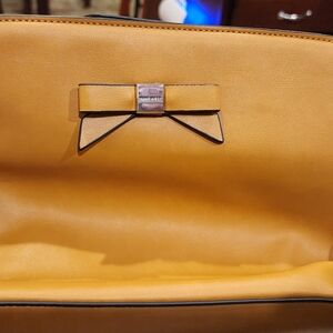None Bow Detail Clutch